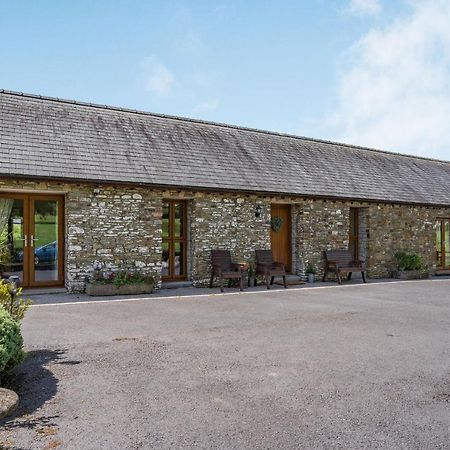 Villa Ysgubor Hir Llanedy Exterior foto